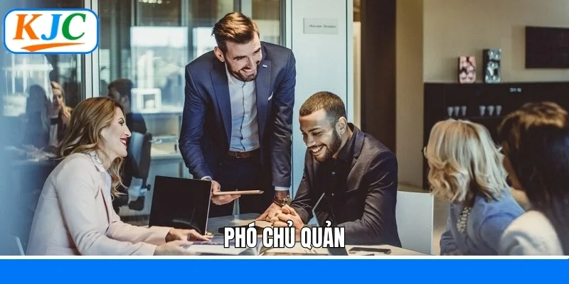 Phó chủ quản